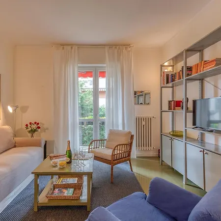 Bnbutler - Cesare Brivio, 21 - Ampio E Luminoso Milano